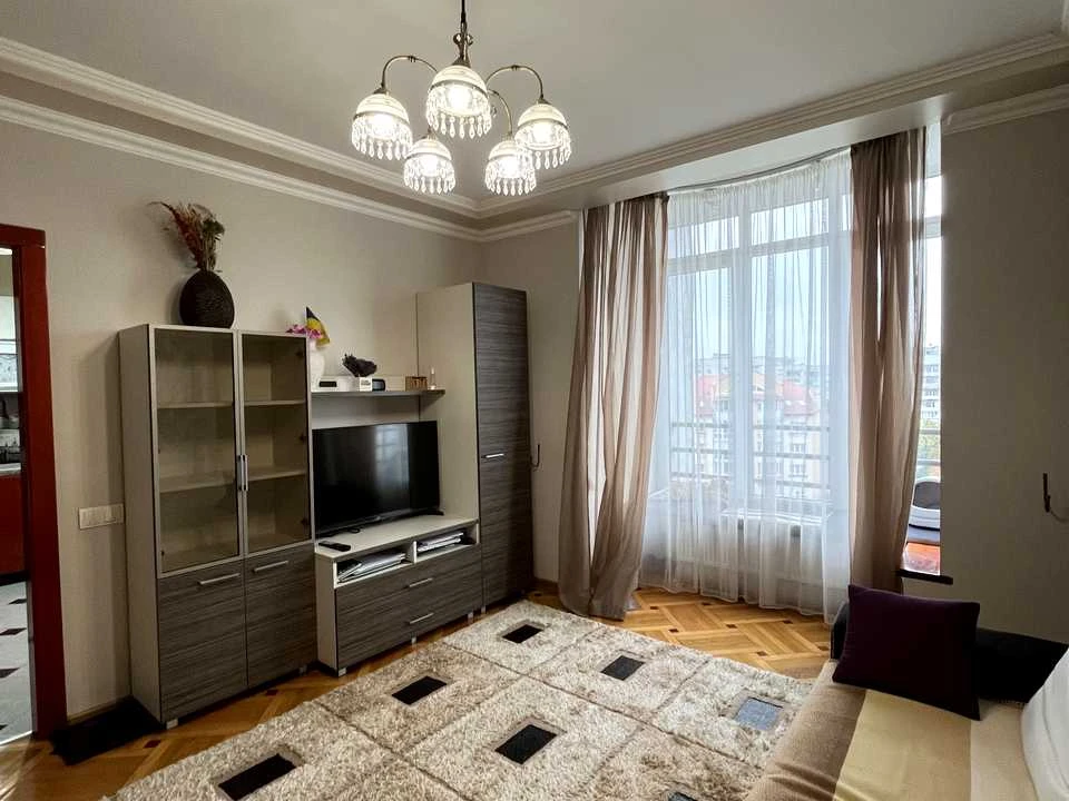 Квартира. Львів, вулиця Леоніда Перфецького