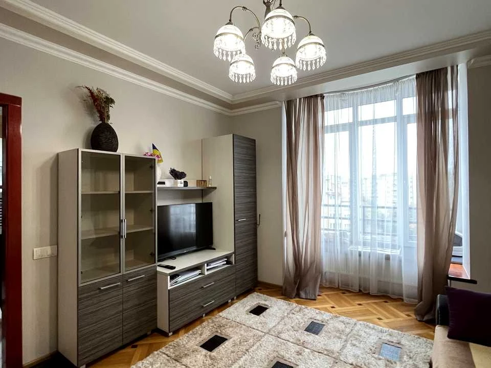 Квартира. Львів, вулиця Леоніда Перфецького