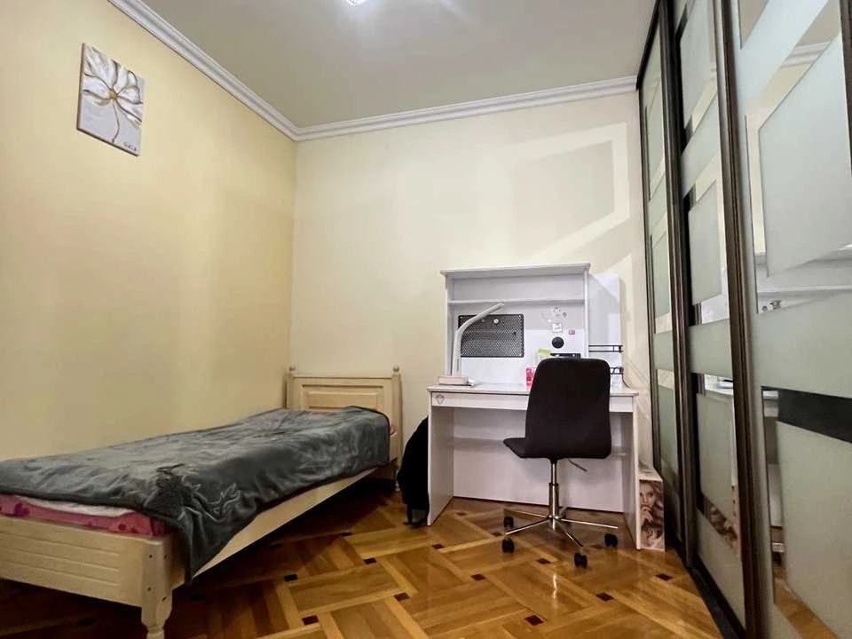 Квартира. Львів, вулиця Леоніда Перфецького