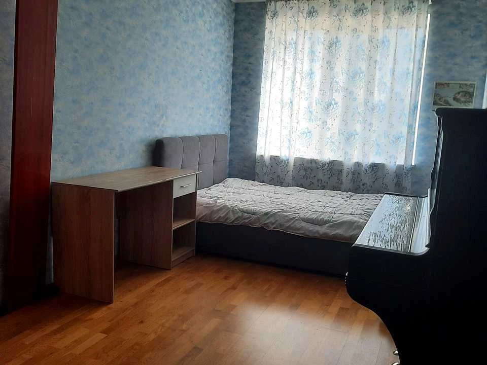Apartment. Khmelnytska Street, Kyiv