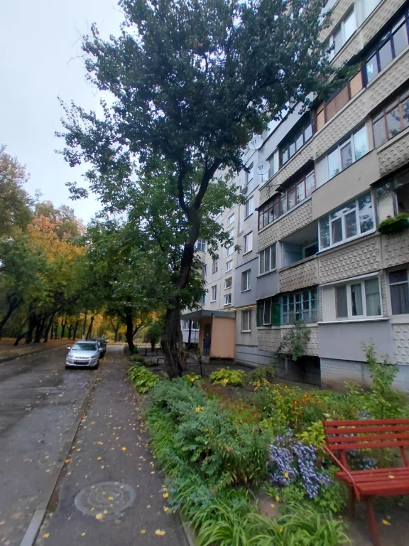 Продается однокомнатная улучшенная квартира