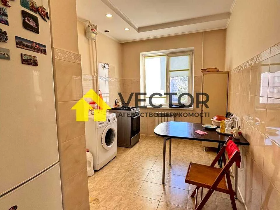 Apartment. VelikoTyrnivska Street, Poltava