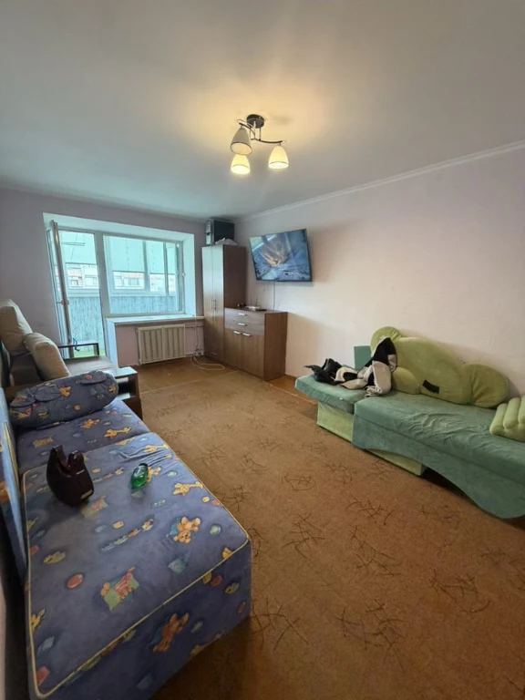 For Sale: Apartment