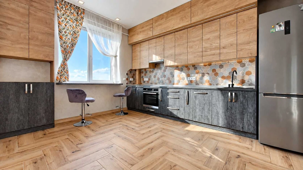 Apartment for sale in the Lake Land residential complex with a view of the Basov Kut lake.