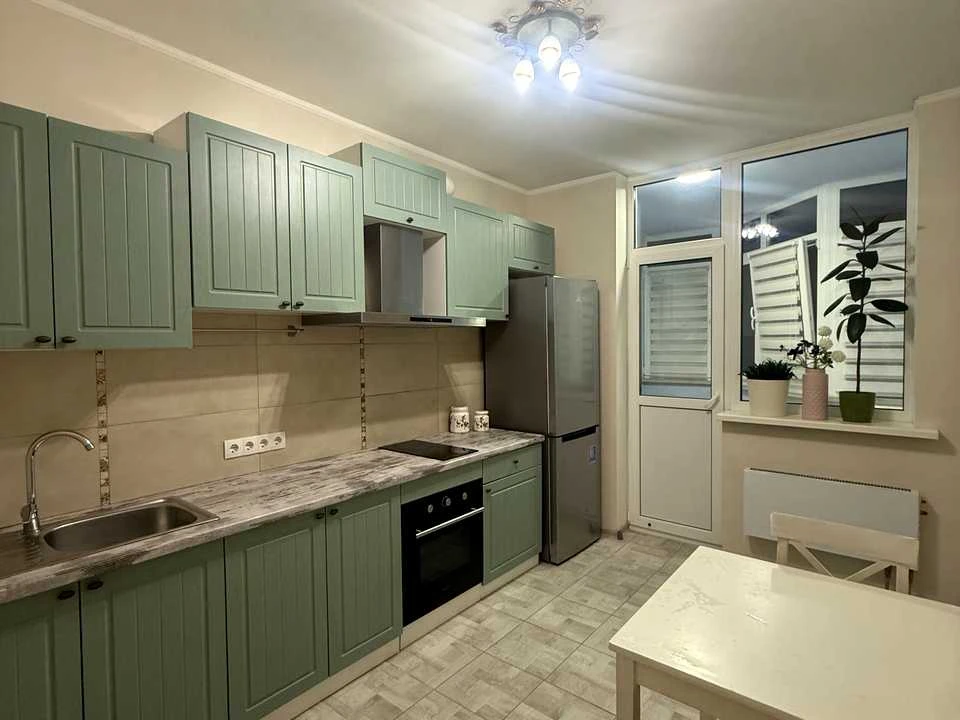 Apartment. Mykhola Bazhan Prospekt, Kyiv