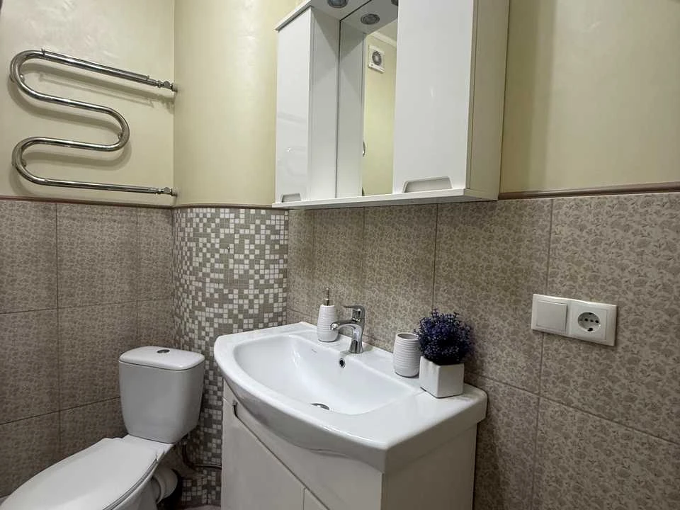 Apartment. Mykhola Bazhan Prospekt, Kyiv