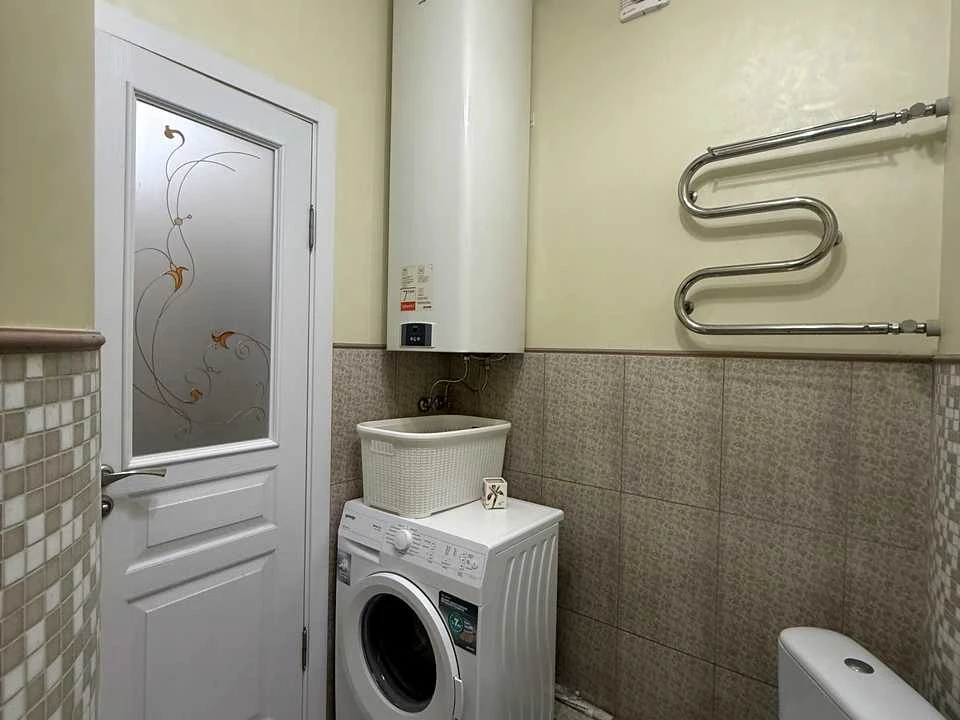 Apartment. Mykhola Bazhan Prospekt, Kyiv