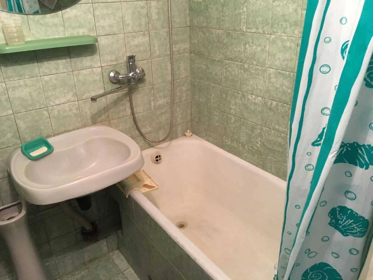 For Rent Long Term 1-Bedroom Apartment, Kyiv, Desniansky, Bratislav