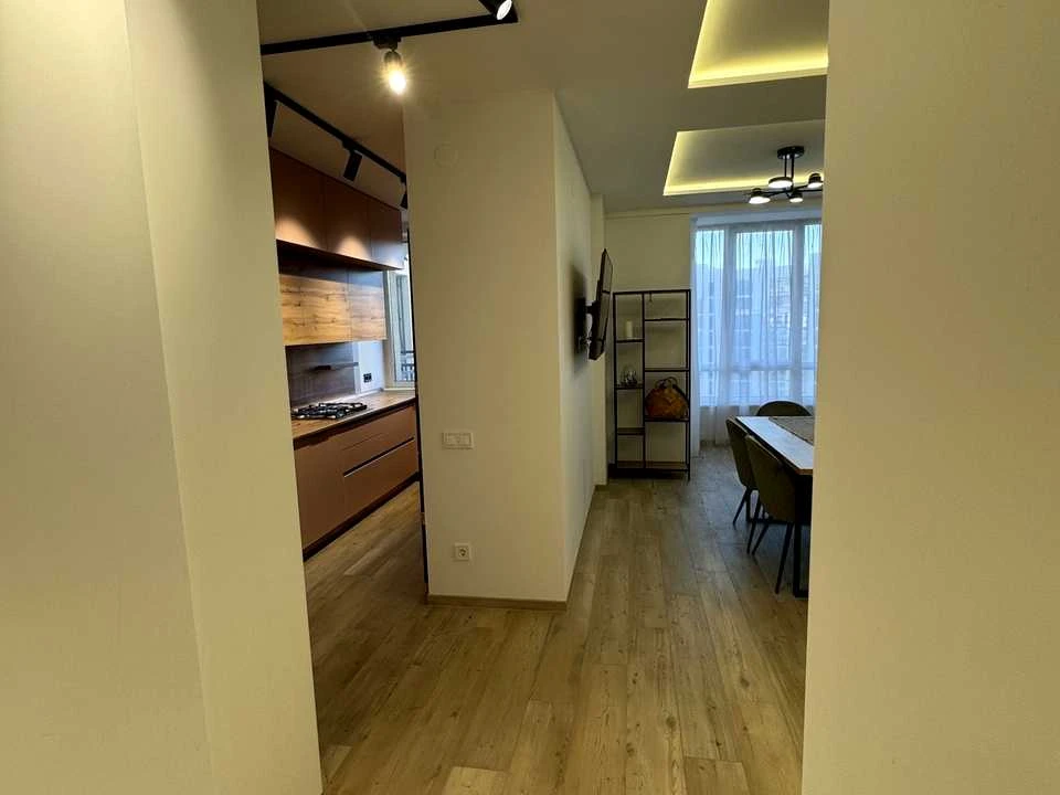 Apartment. Lviv, Stryiska Street