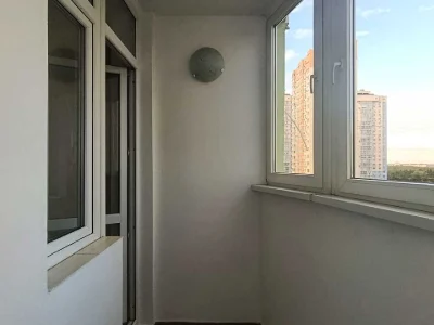 Apartment. Voskresenskaya st., Kyiv