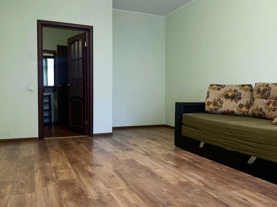 Apartment. Voskresenskaya st., Kyiv