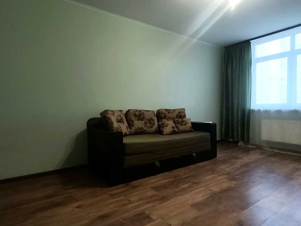 Apartment. Voskresenskaya st., Kyiv