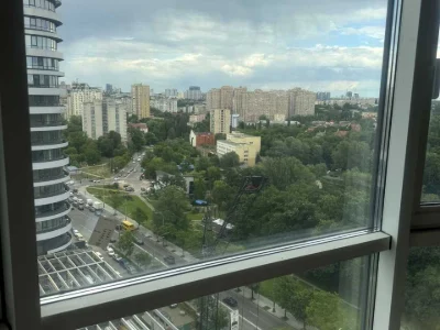 Квартира. Киев, проспект Голосеевский