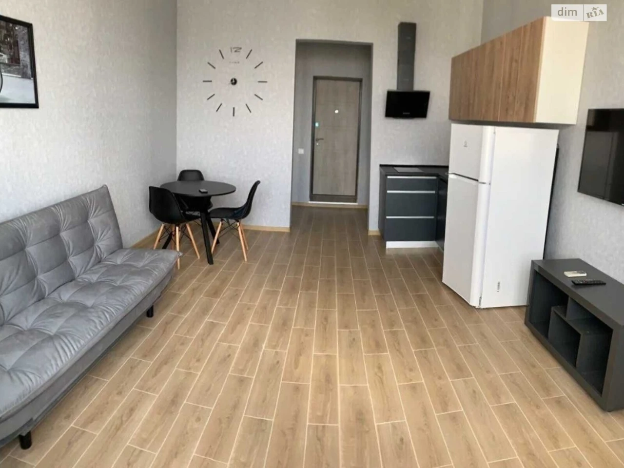 Long-Term Rental Apartment Slobids'ky