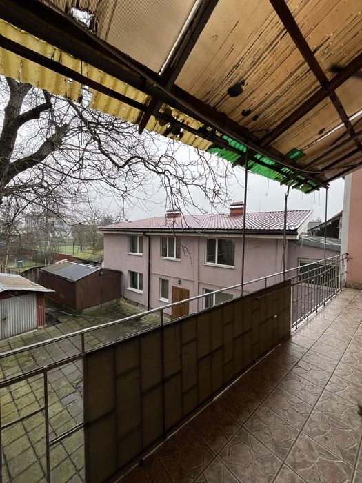 Продаж 4 кім.квартири вул. Берчені
