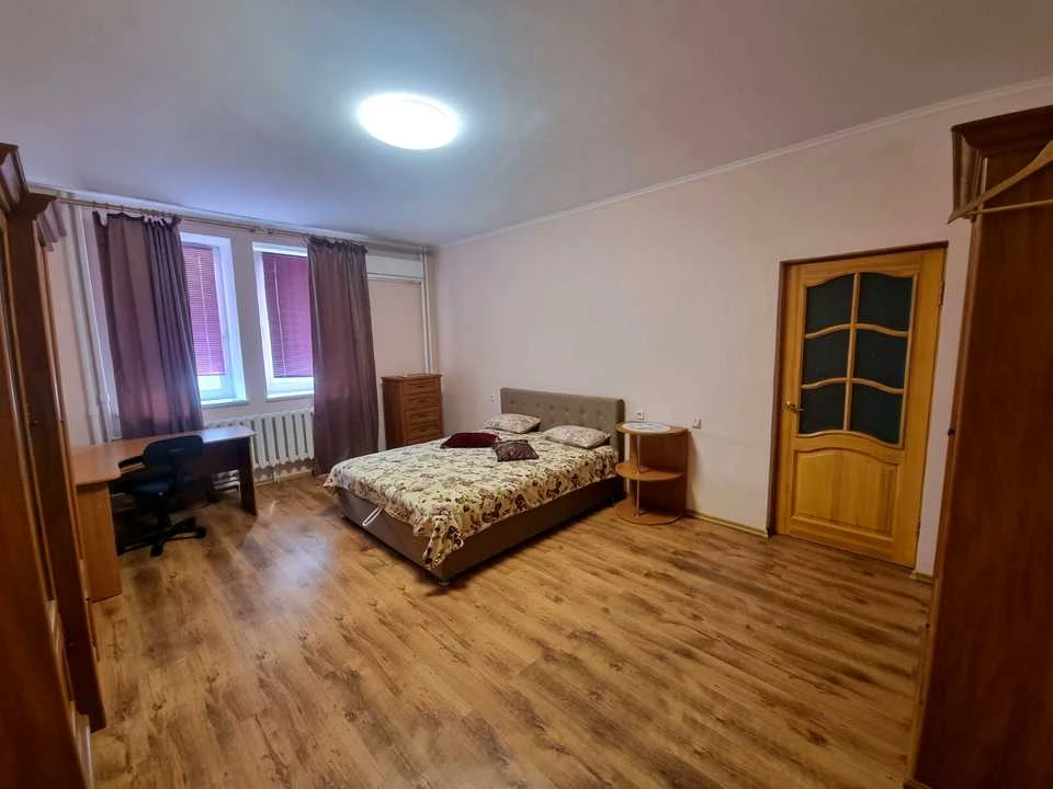 Apartment. Mykhola Bazhana Avenue, Kyiv
