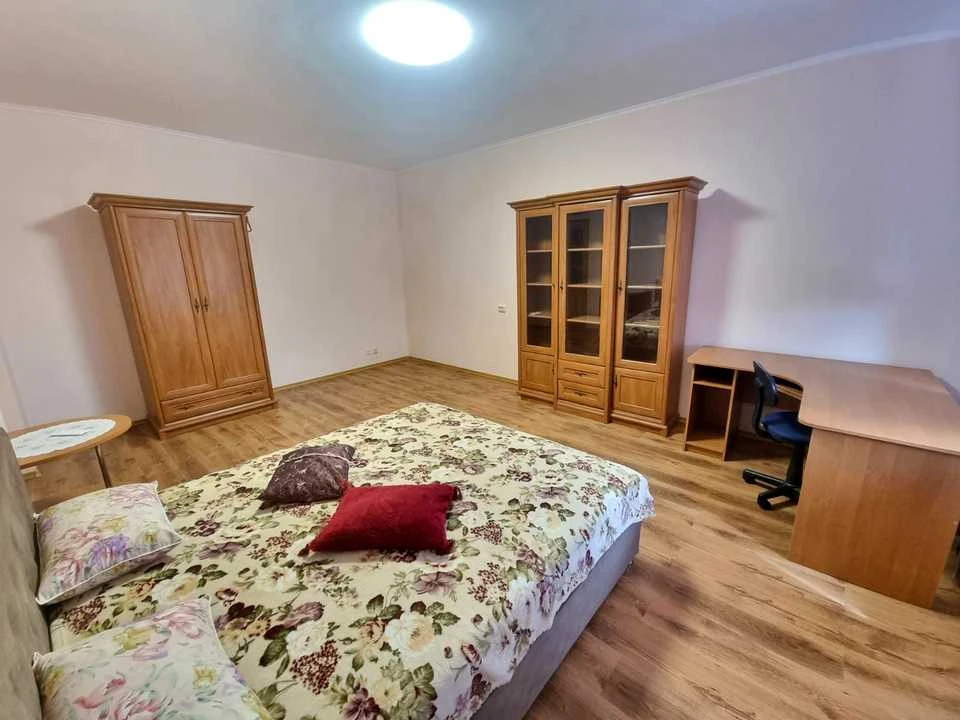 Apartment. Mykhola Bazhana Avenue, Kyiv
