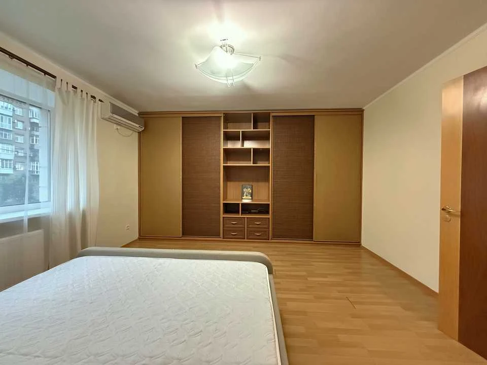 Apartment. Lesya Ukrainka Blvd., Kyiv