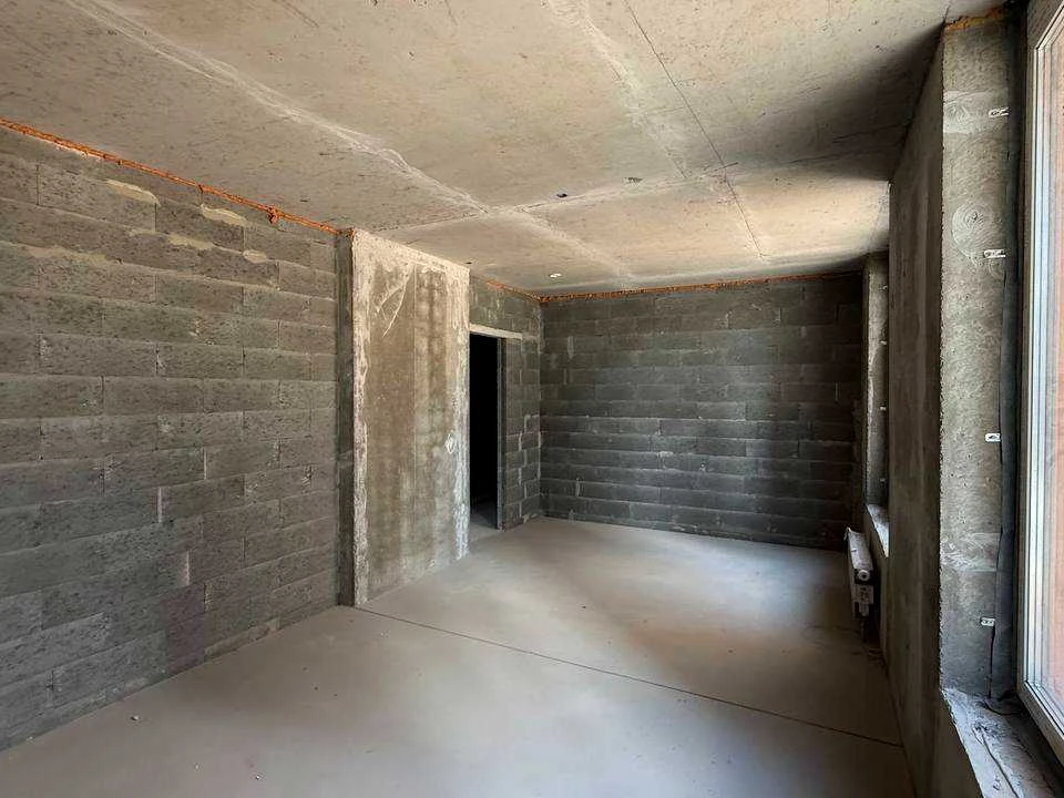 Apartment. Дніprovska nabreshna vul.