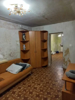 Продається 2-кімнатна квартира на Холодній Горі