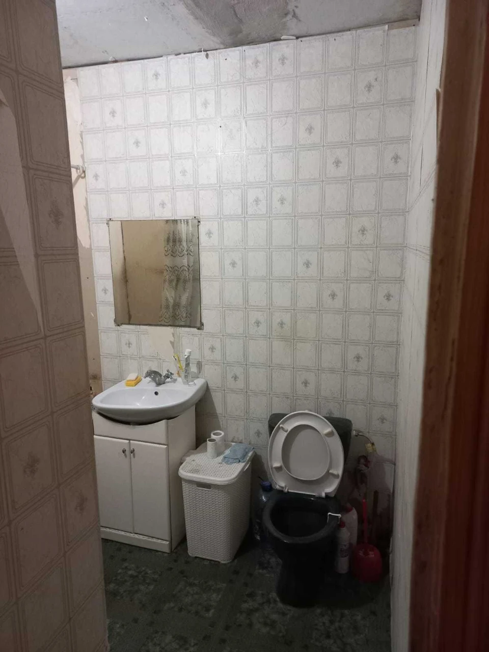Продається 2-кімнатна квартира на Холодній Горі