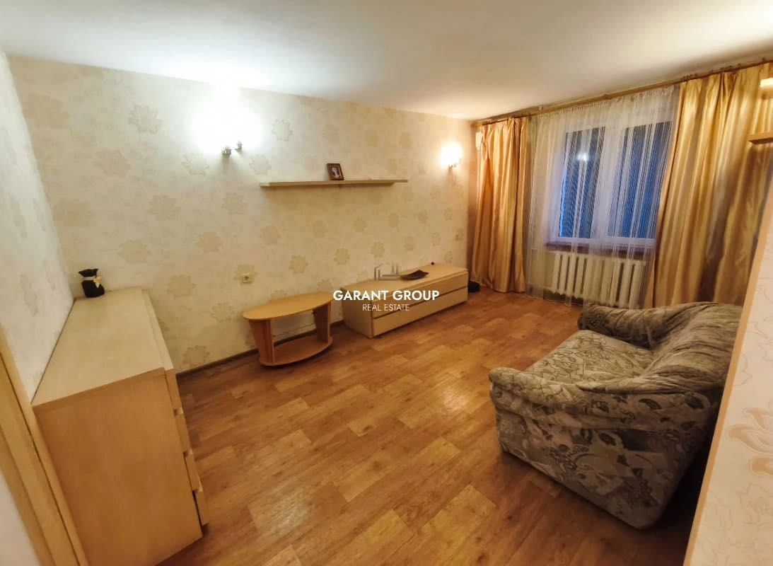 Трехкомнатная квартира — прямо в парке