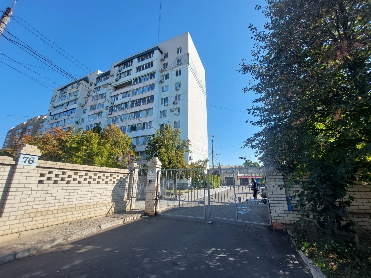 Продається 4-кімнатна квартира в центрі Чкалова / 5 Слобідська