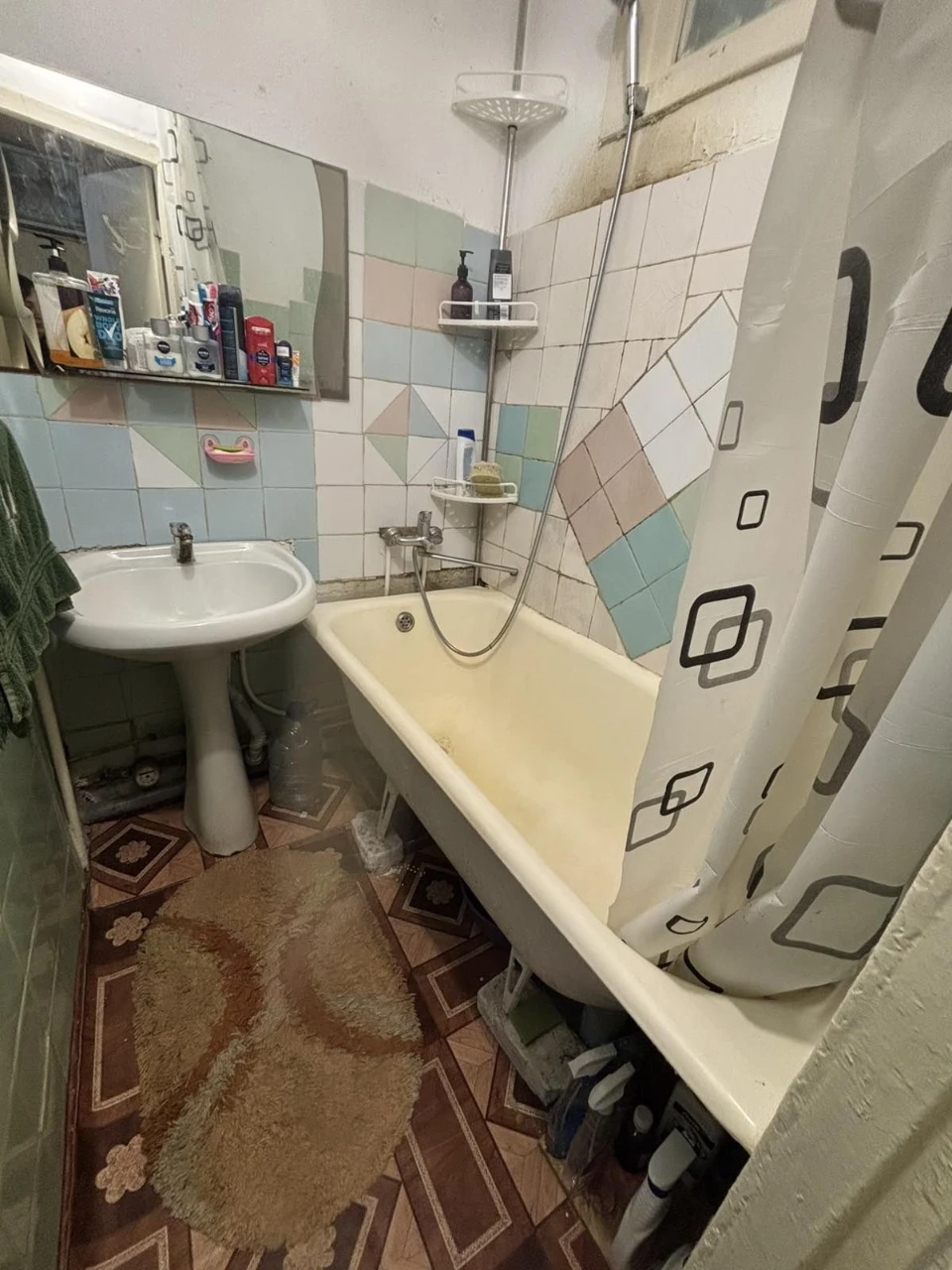 Sale of a 3-bedroom apartment