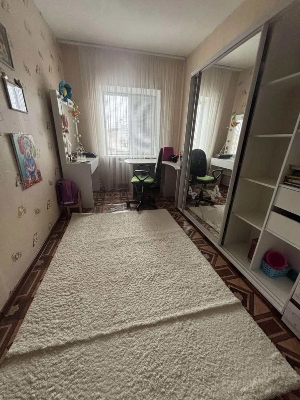 Sale of a 3-bedroom apartment