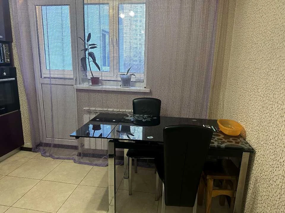 Квартира. Київ, вулиця Урлівська.