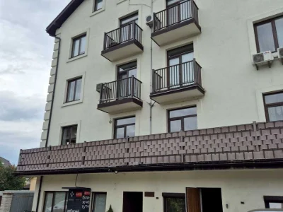 Квартира. Київ, Творча вулиця