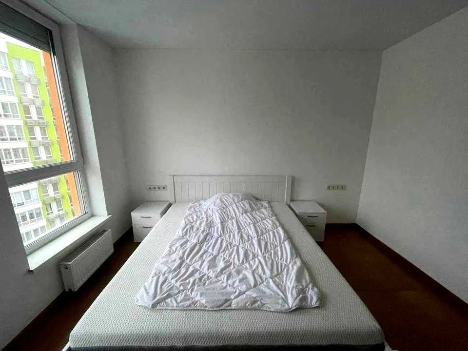 Apartment. Kyiv, Berezaysky Prospect.