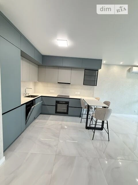 Sale of 2-room apartment 68.1 sq. m. on Viktora Nekrasova 8 •