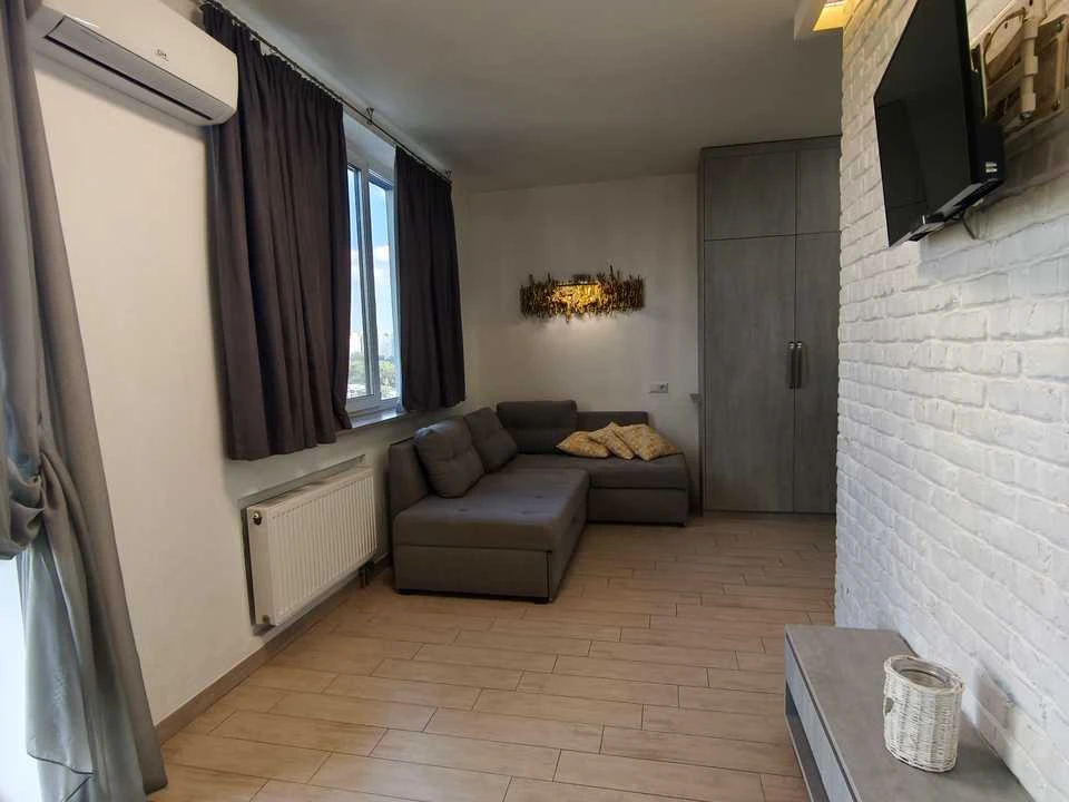 Apartment. Kyiv, Alimpiya Halika st.