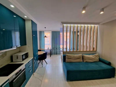 Apartment. Соборності просп.