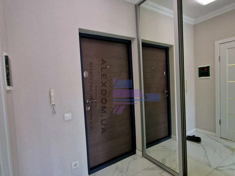 Apartment. Соборності просп.