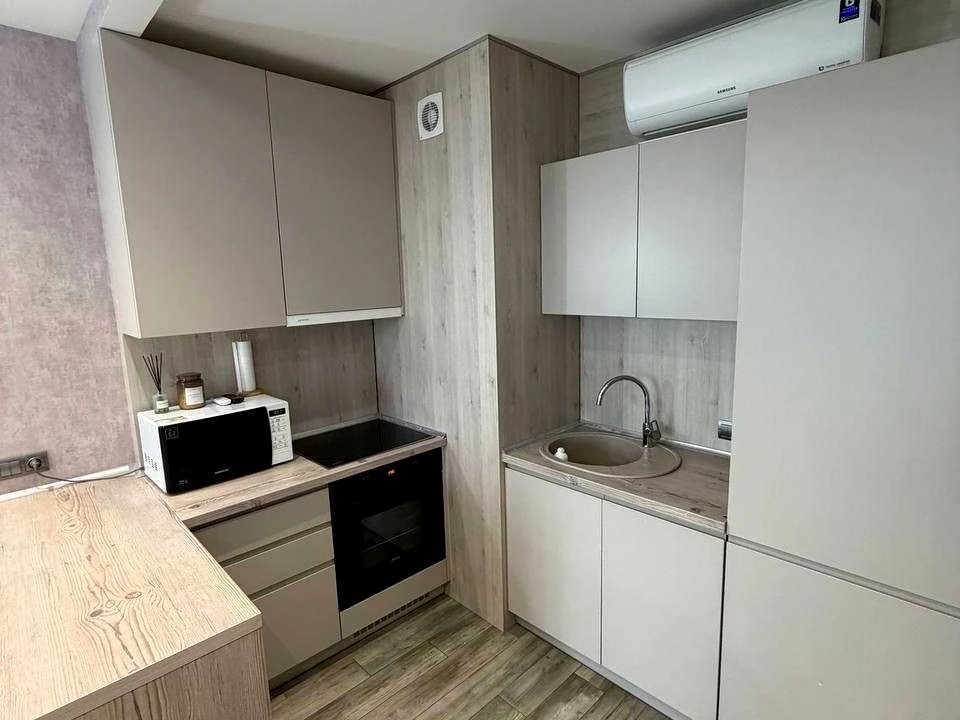 Apartment. Dnipro, Ivan Akonfiyeva st.