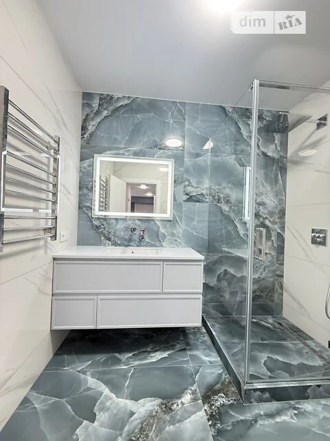 Sale of 2-room apartment 68.1 sq. m. on Viktora Nekrasova 8 •