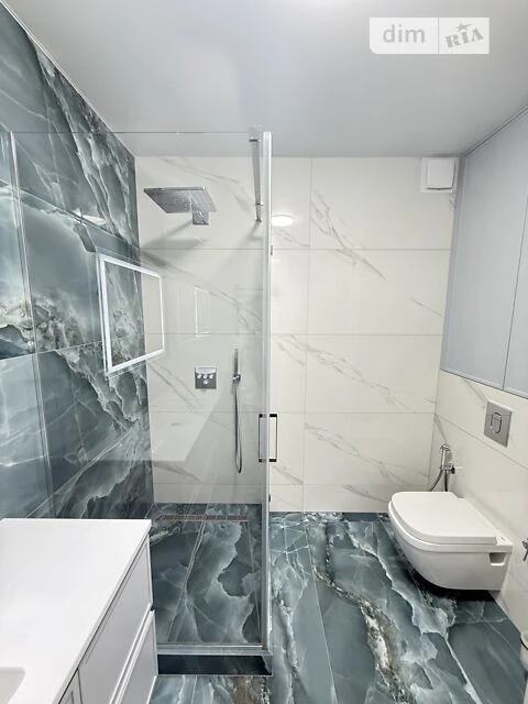 Sale of 2-room apartment 68.1 sq. m. on Viktora Nekrasova 8 •