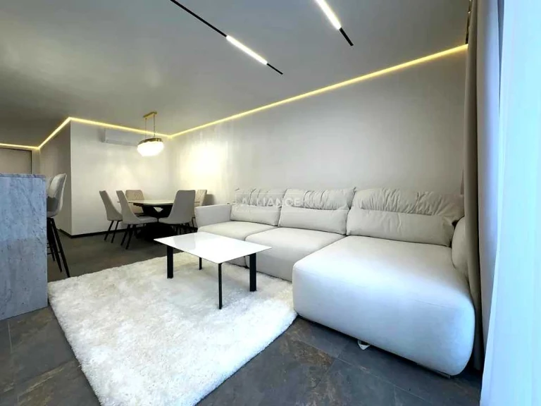 Apartment. Ivano-Frankivsk, Romana Levytskyi Street