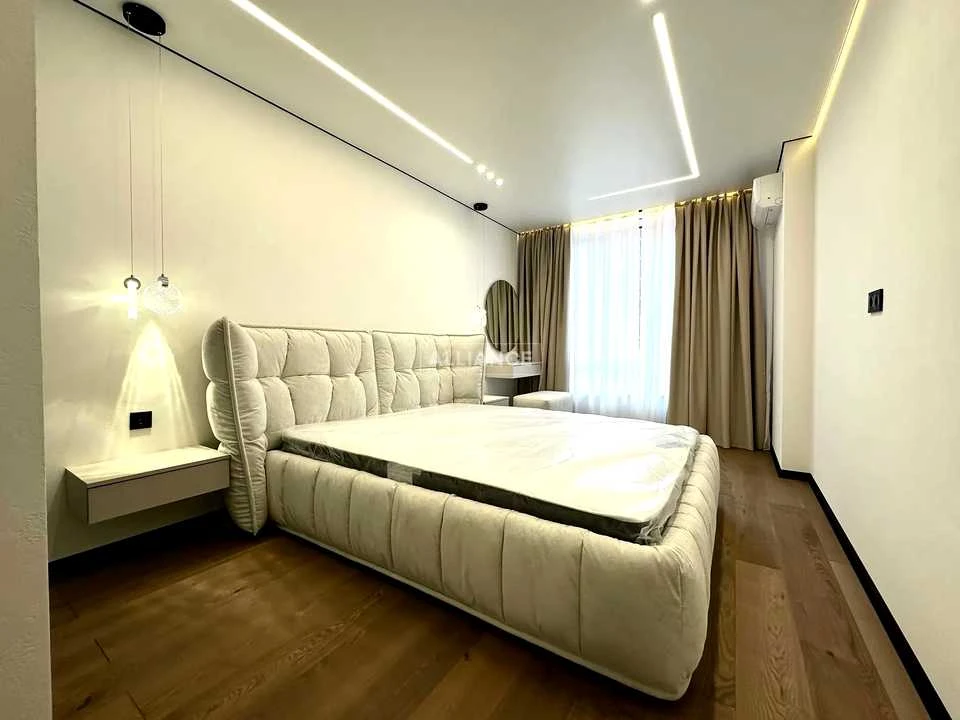 Apartment. Ivano-Frankivsk, Romana Levytskyi Street