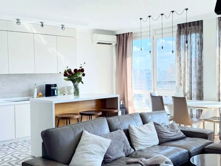 Apartment. Zolotousivska st., Kyiv