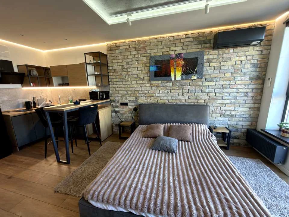 Apartment. Brest Street, Kyiv