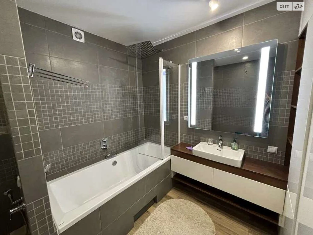 Long-Term Rental Apartment in Odradnyi
