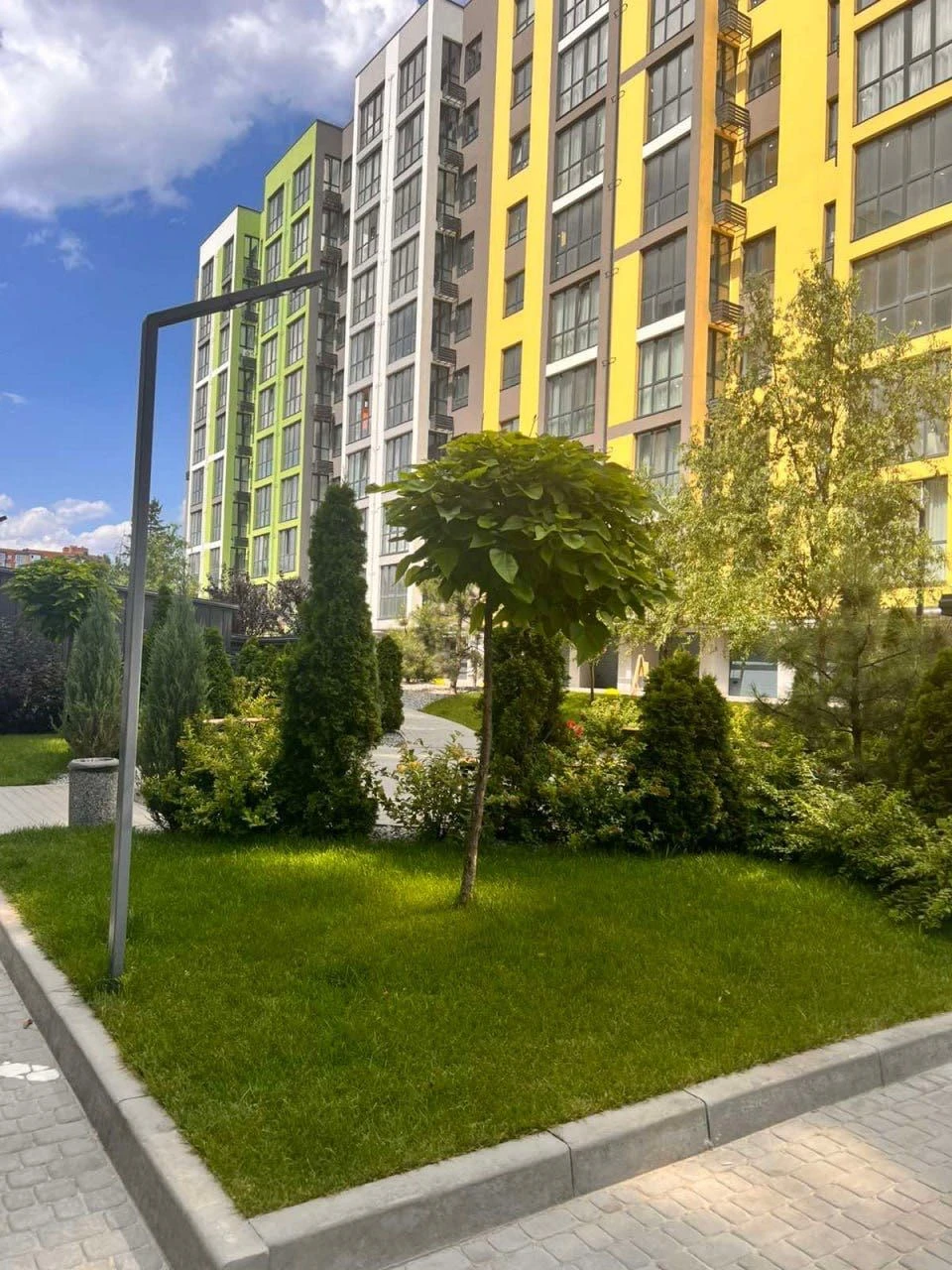 Apartment for sale: 1-bedroom apartment in "Shasl'ivyi" in Dnipro