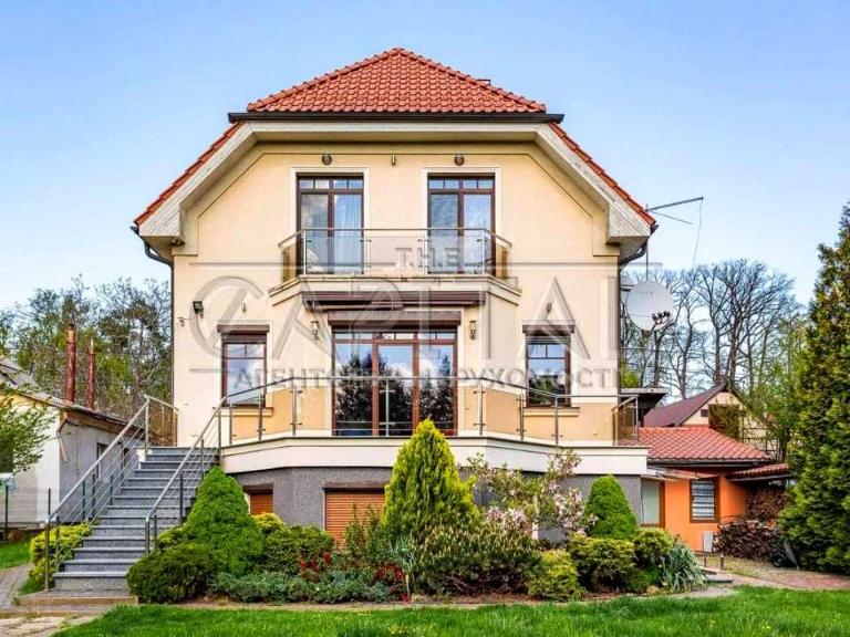 House. Kobzarsky Prospect, Kyiv