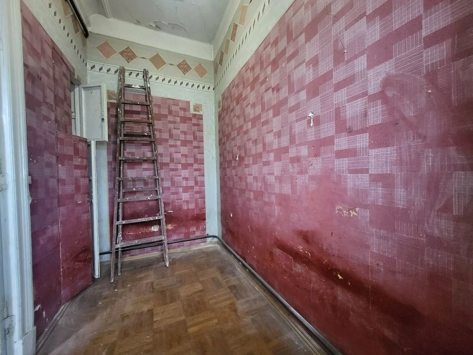 580$ м2! Торг! 5-комн.квартиру в центре города ул. Пастер