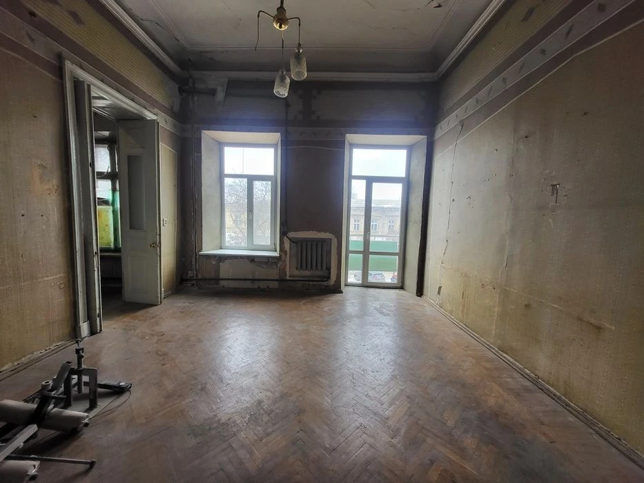 580$ м2! Торг! 5-комн.квартиру в центре города ул. Пастер