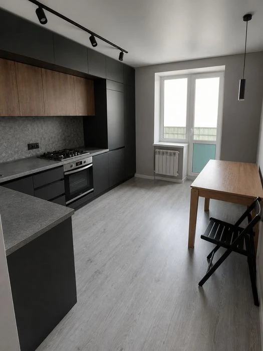 Продам 2ком Сады2 новострой