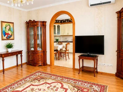 Квартира. Київ, Автозаводська вулиця